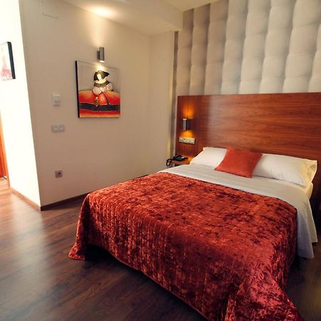 Hotel Boutique Villa Erina By Bossh Hotels - Adults Recommended Манилва Экстерьер фото