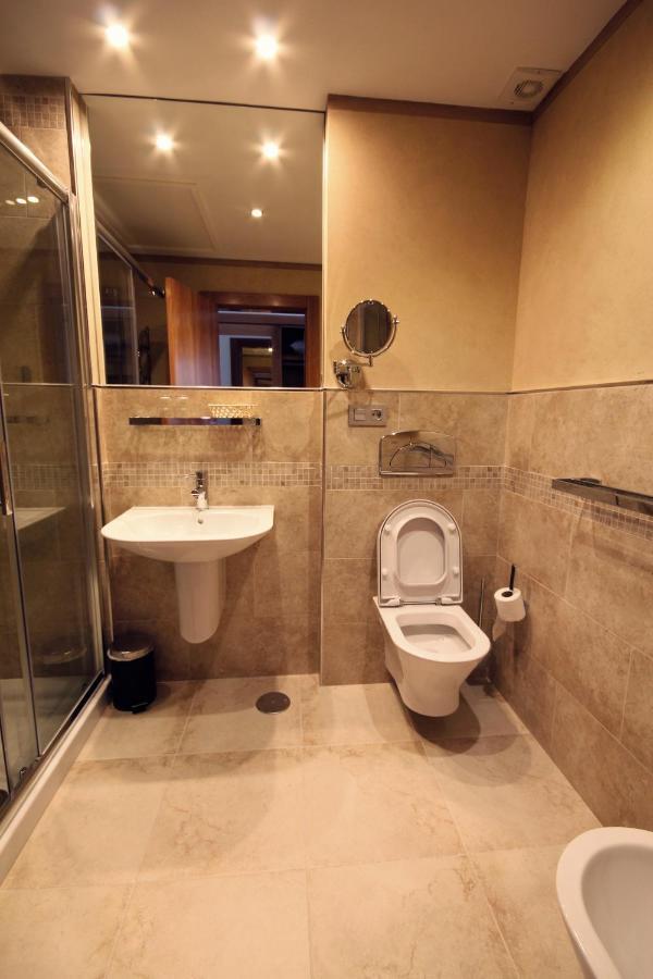 Hotel Boutique Villa Erina By Bossh Hotels - Adults Recommended Манилва Экстерьер фото