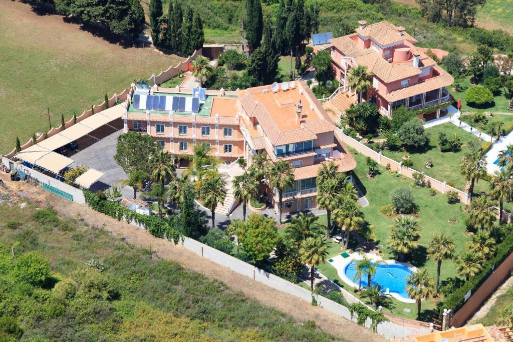 Hotel Boutique Villa Erina By Bossh Hotels - Adults Recommended Манилва Экстерьер фото